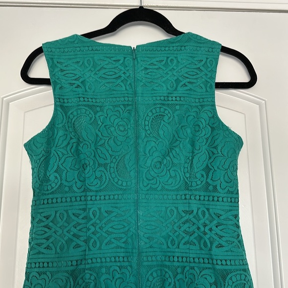 Eliza J Sleeveless Floral Lace Overlay Mini Shift Dress Cocktail Green Sz 2 - Picture 8 of 9